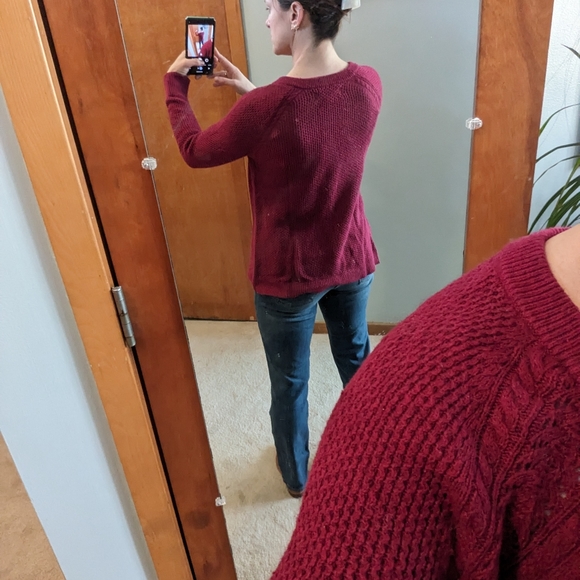 Sweaters - Picture 6 of 13